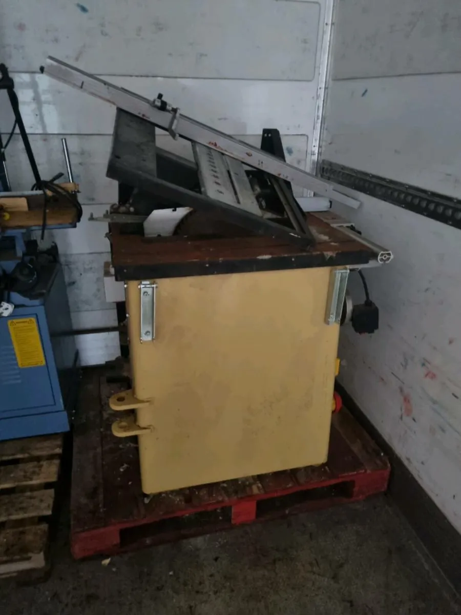 Table saw - Image 3