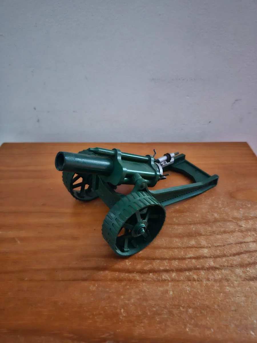 Vintage Britain's WW1 Artillery - Image 3
