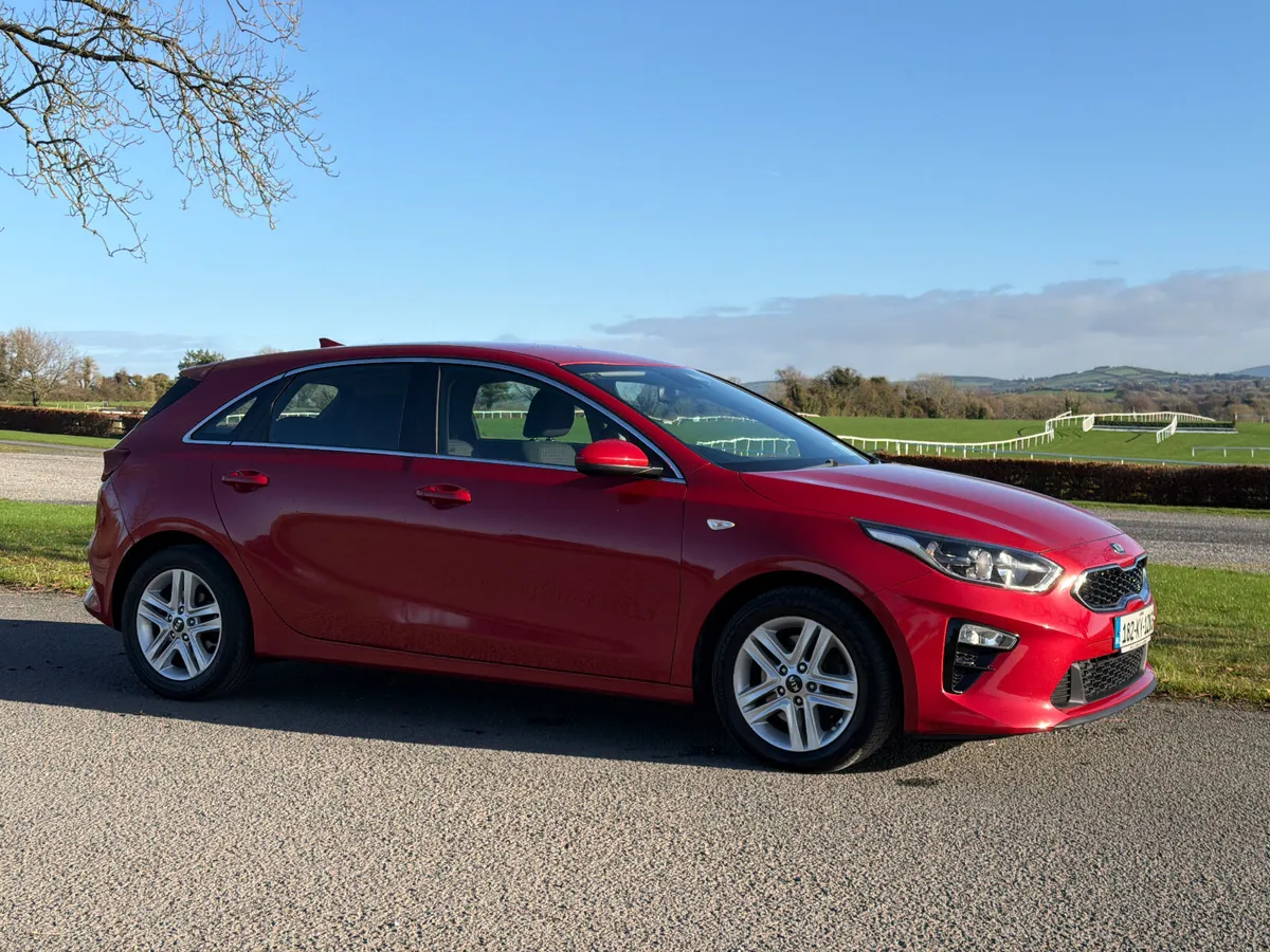 Kia Ceed 2018 K3 Diesel - Image 3