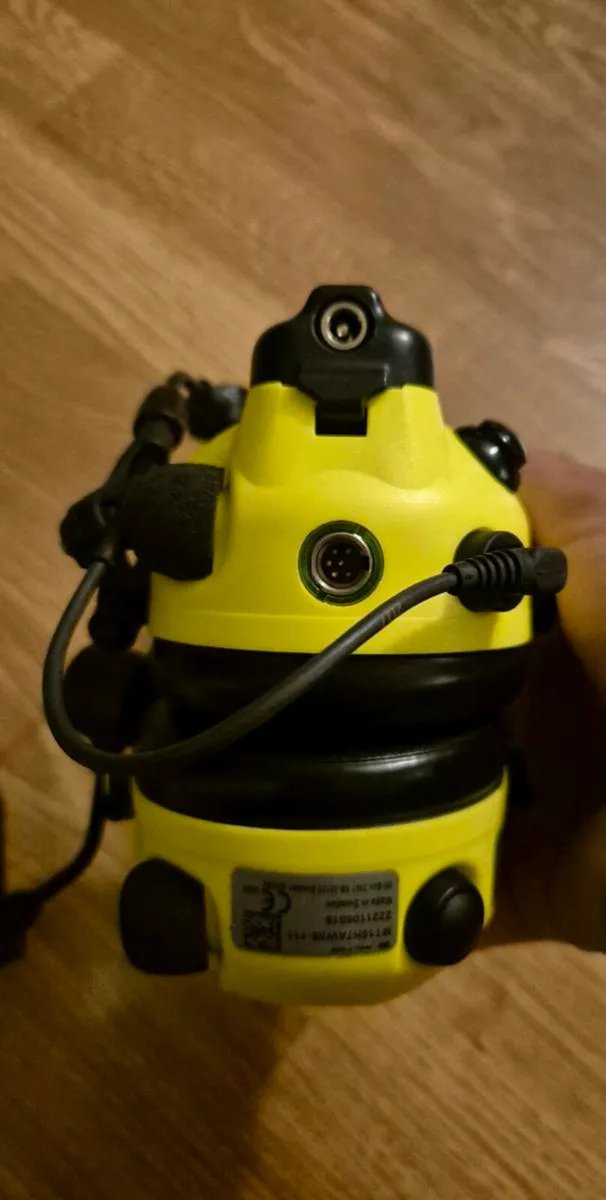 3M PELTOR HEADPHONES - Image 3