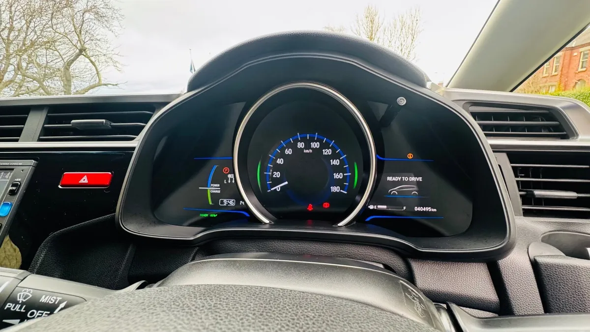 Honda Fit 2016 - Image 2