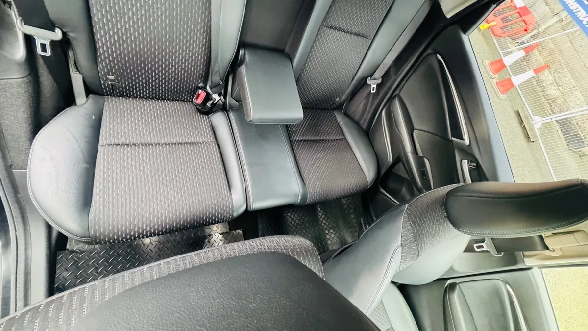 Honda Fit 2016 - Image 3