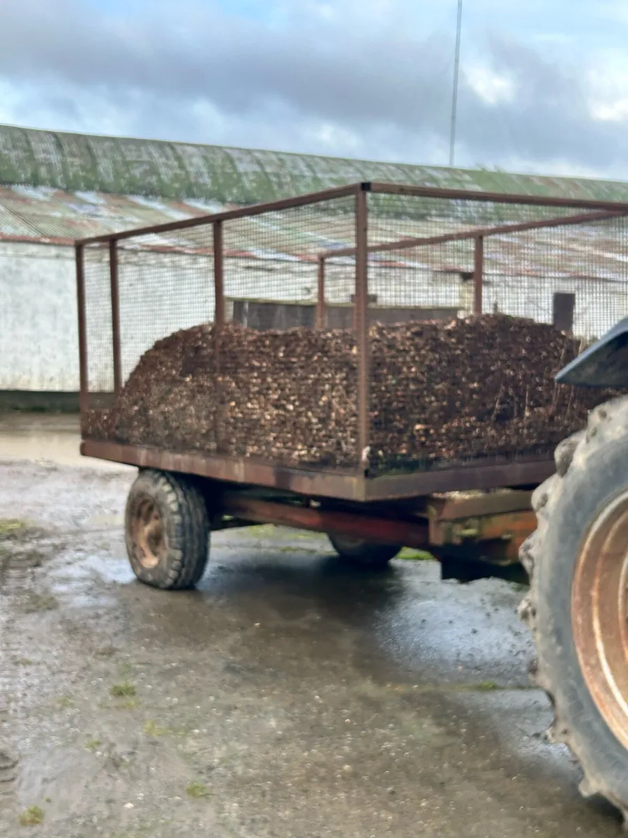 Tractor trailer - Image 1