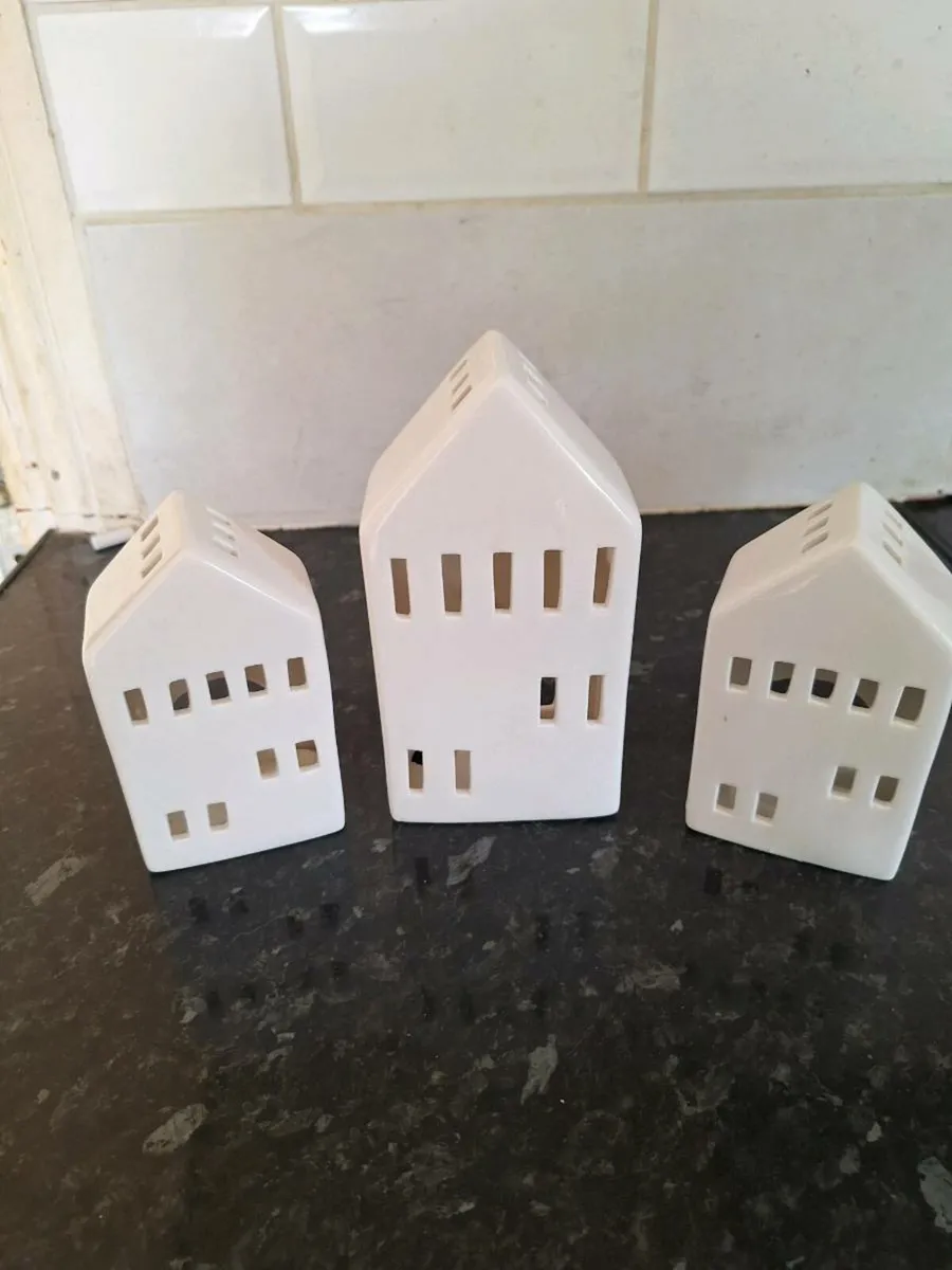 Three lovely ceramic tea light holders - Image 1