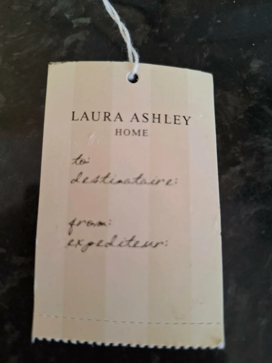 Beautiful Laura Ashley oval mirrored tray - Image 3