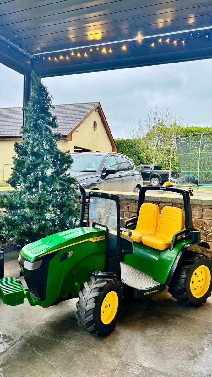 John Deere Ride On Electric 12V Tractors - Image 3