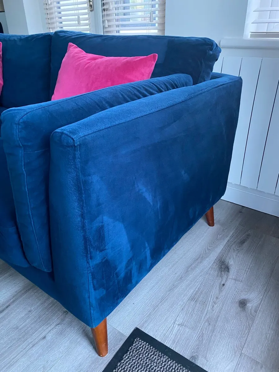 Stylish Royal Blue Velvet Couch - Image 3