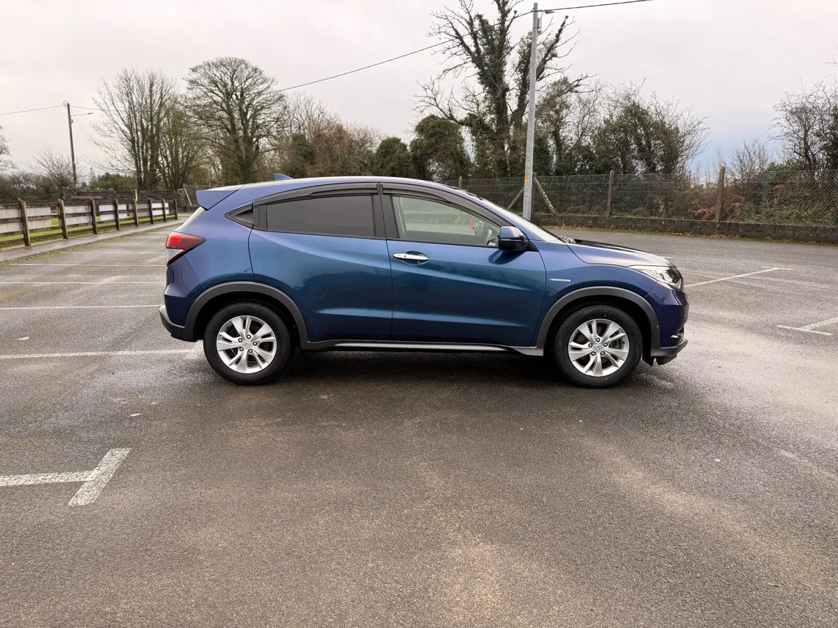Honda Vezel AUTO *FRESH NCT 12.27* - Image 4