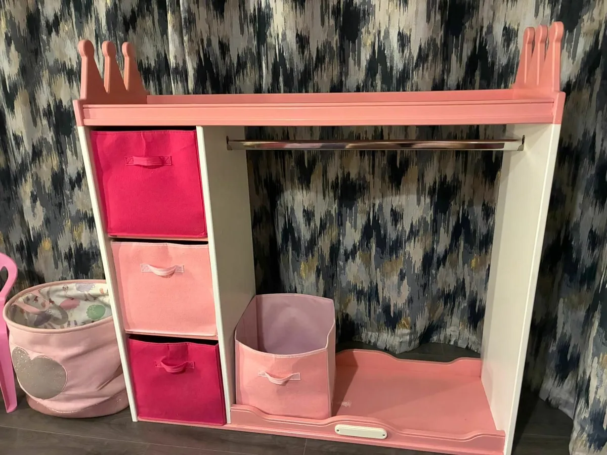 Girl's Princess Closet - Image 1