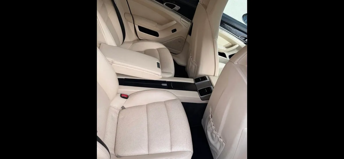 Porsche Panamera - Image 4