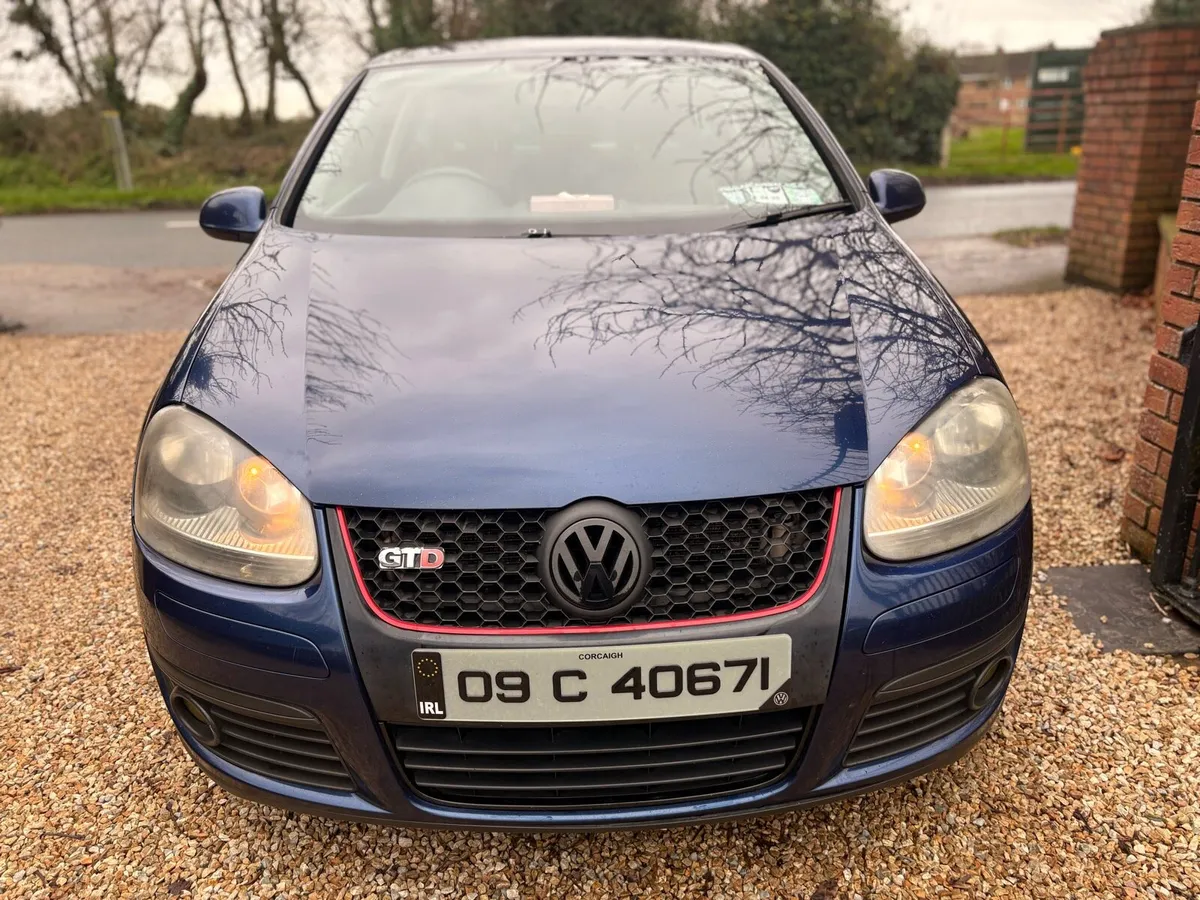 2009 Vw golf , 2 door , GT , 6 speed diesel - Image 3