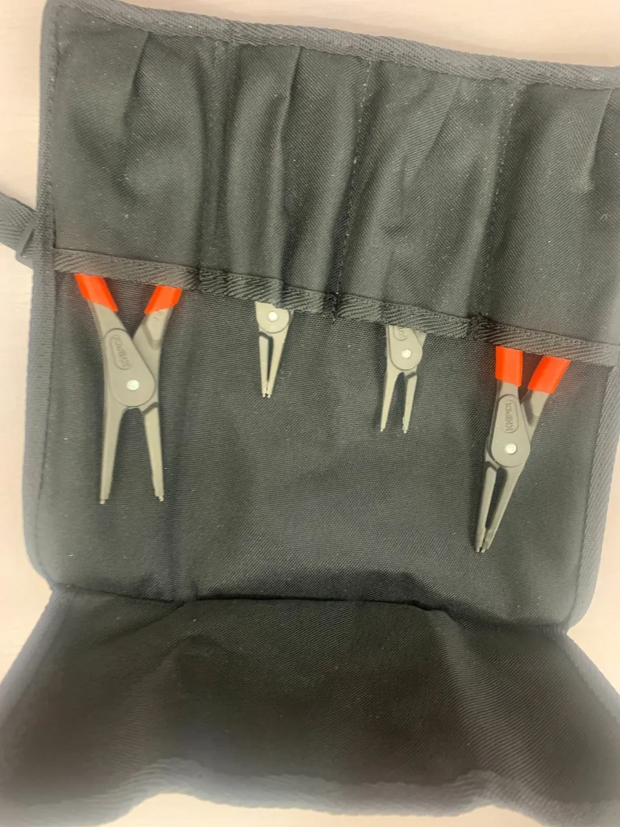 4 Piece Knipex Circlip Pliers Set - Image 4