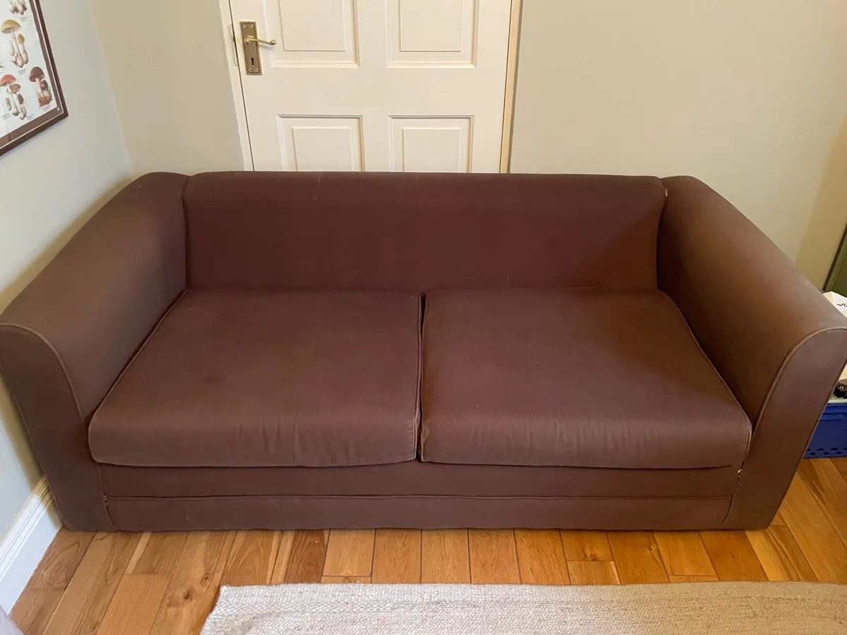 Free 3-seater sofa bed - Image 1
