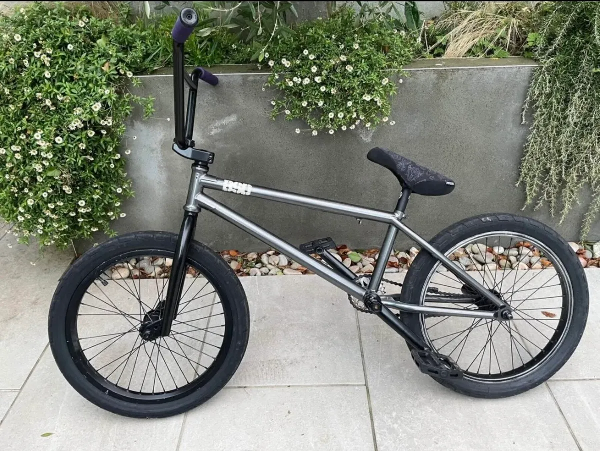Custom fresh built BMX - Image 1