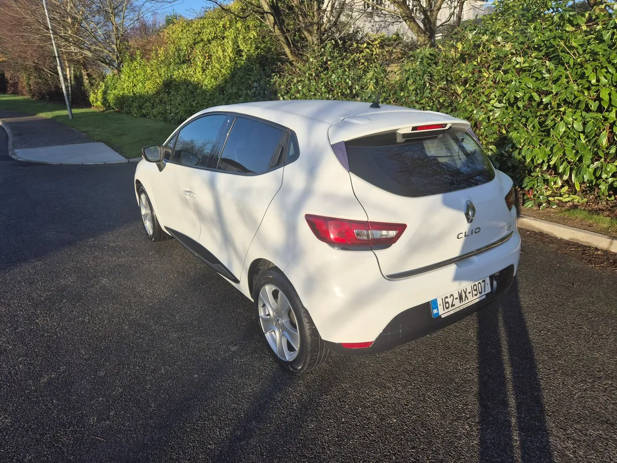 Renault Clio 1.5 Diesel 2016 - Image 2