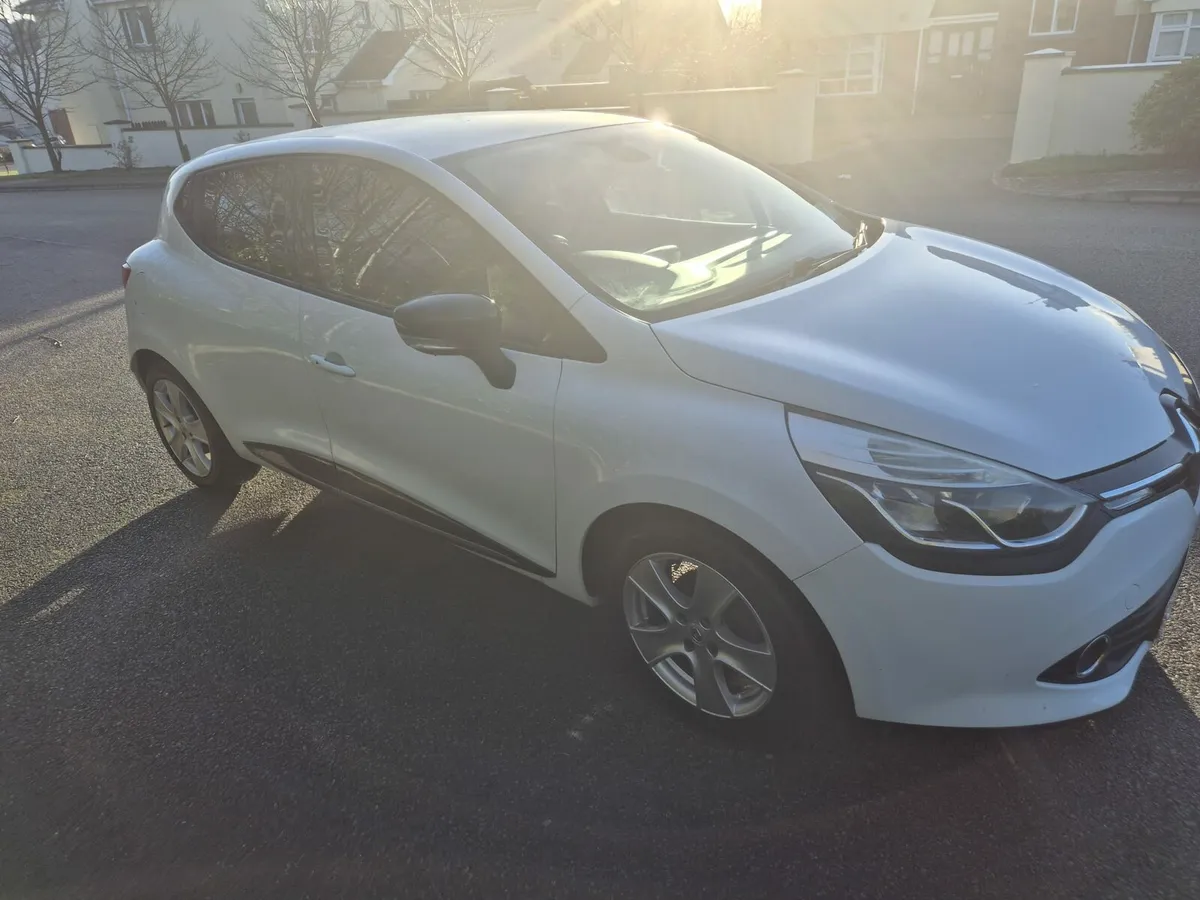 Renault Clio 1.5 Diesel 2016 - Image 4