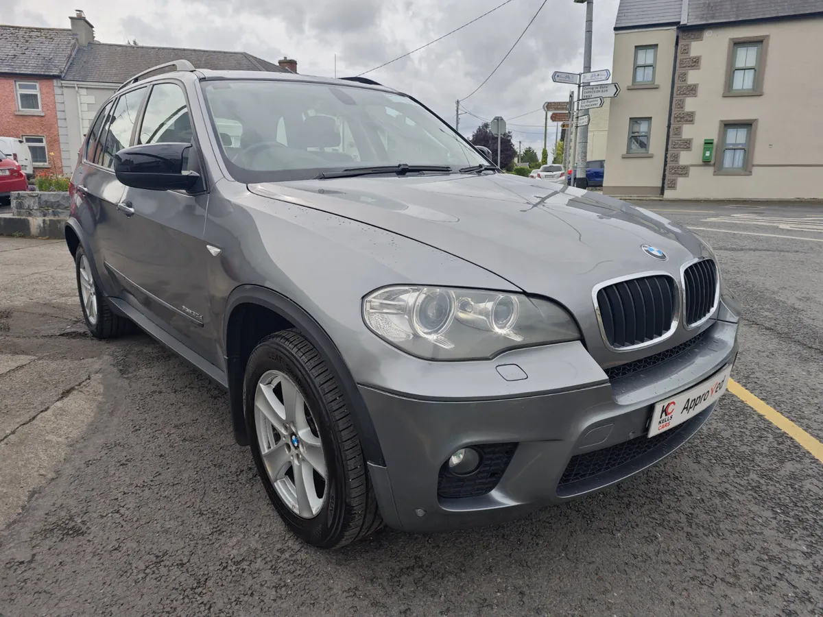 BMW X5 2011 XDRIVE30D SE - Image 1