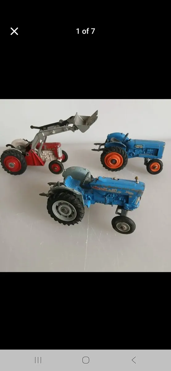 Old toys tractor 🚜 - Image 1