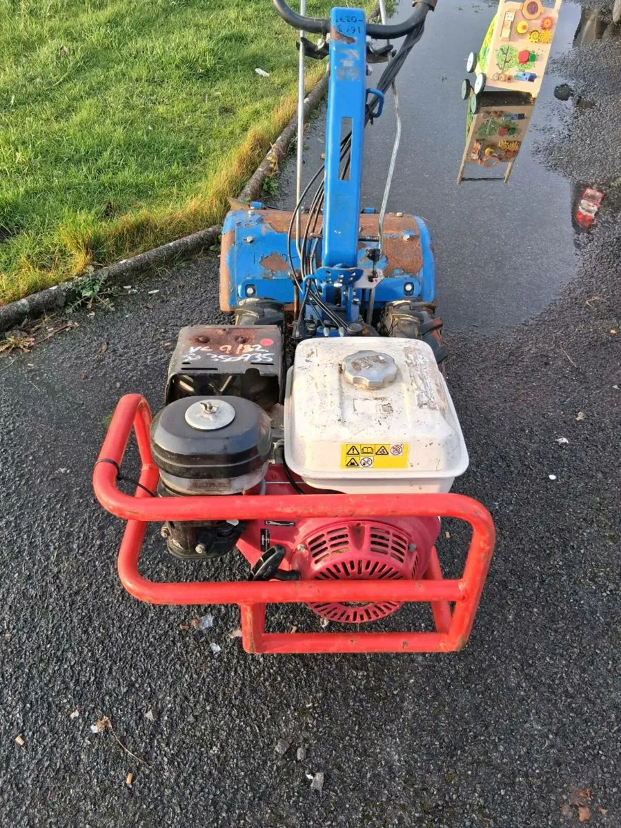 Tracmaster rotavator with honda engine - Image 4