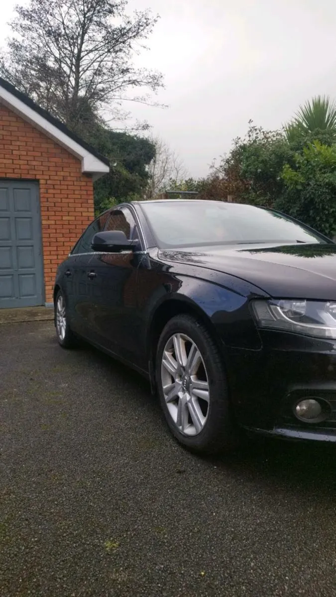 Audi A4 New NCT 2011 134bhp Technik 6 Speed Manual - Image 4