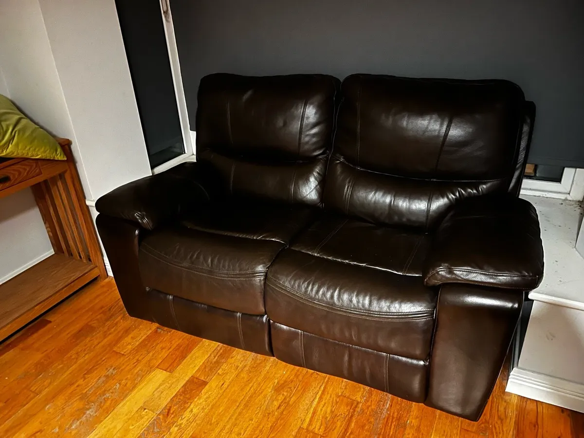 3+2 Leather Recliner Suite - Image 2