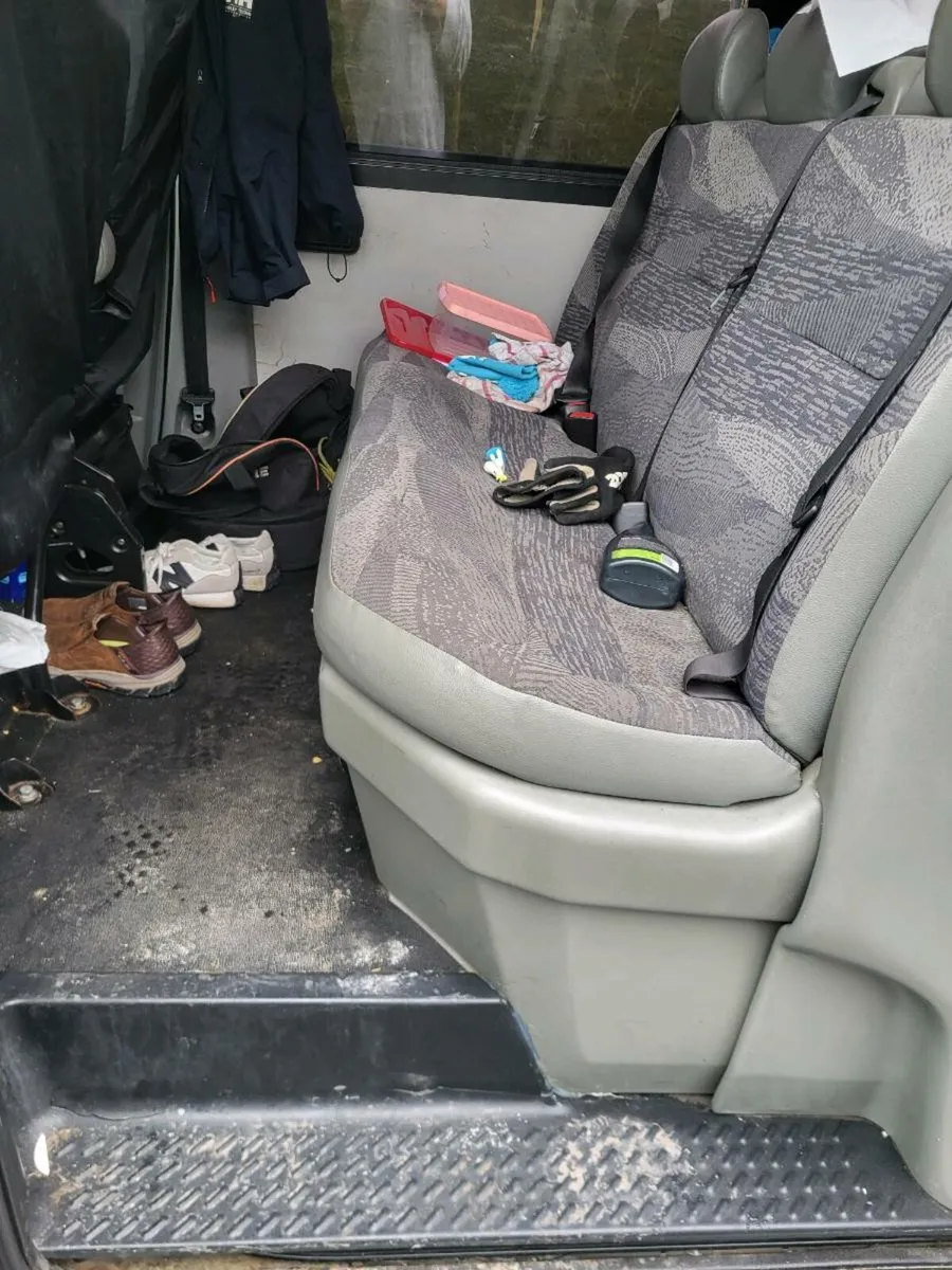 Renault master  crew cab - Image 2