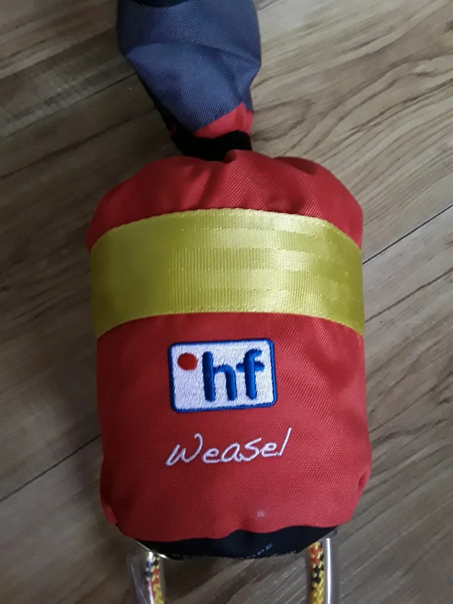 Weasel compact 18m throwline + survival shelter - Image 2