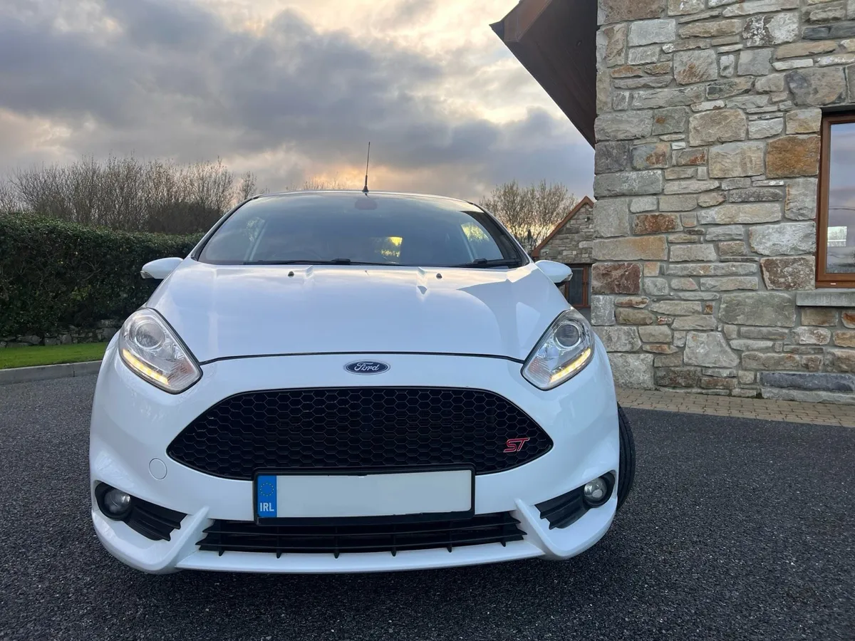 2017 Ford Fiesta ST3 - Image 3