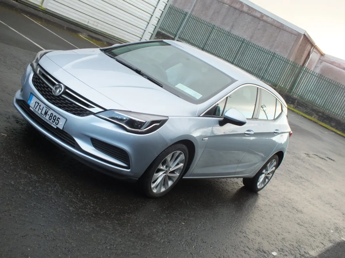 Vauxhall Astra 2017  1.6 CDTI - Image 3