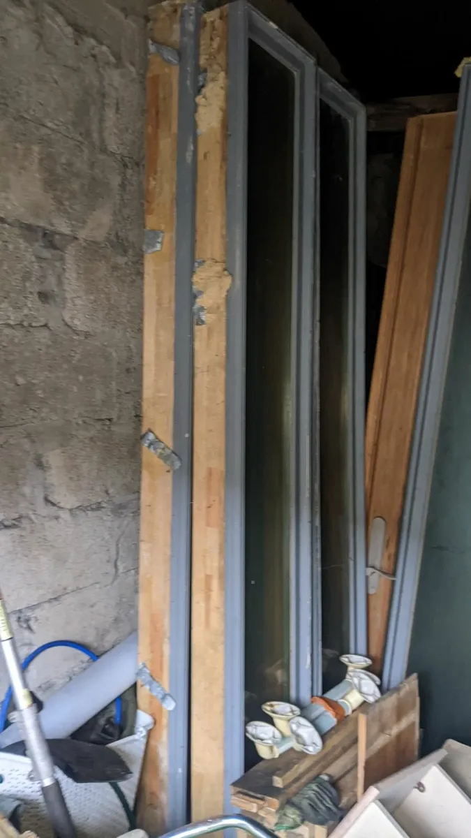 Door's  and double glazed panels - Image 2
