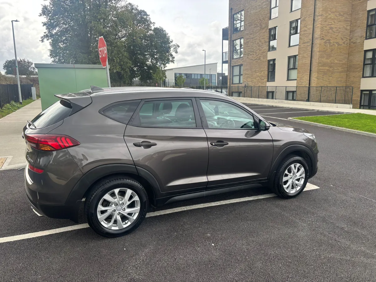 Hyundai Tucson ( NCT and and TAX) - Image 3