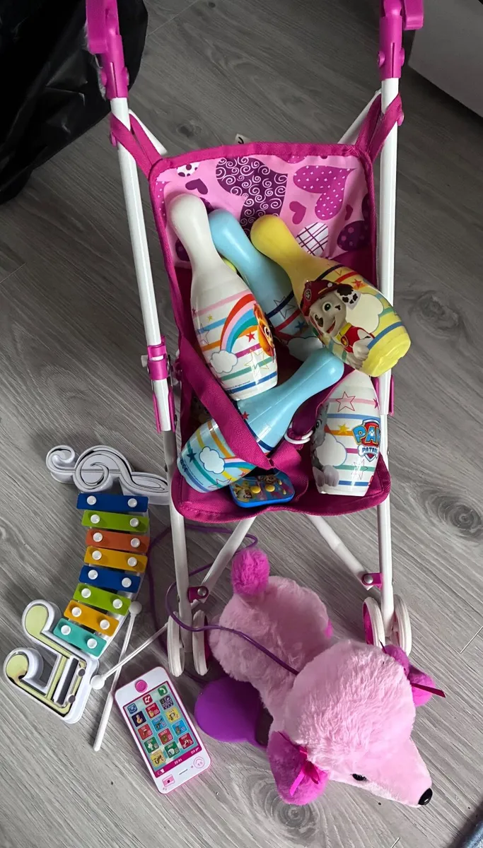 Free Toy bundle - Image 1