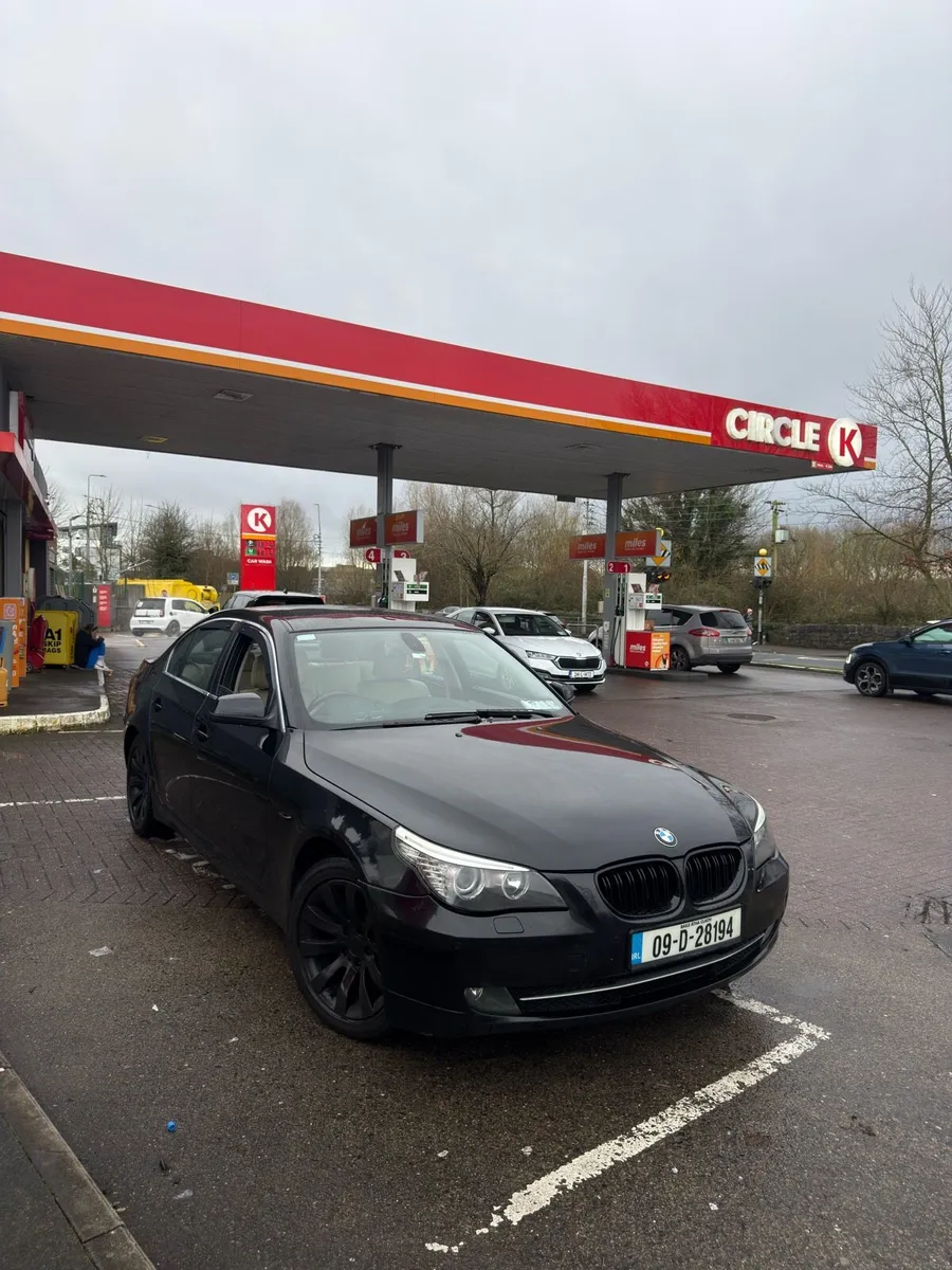 BMW 520 Automatic - Image 1