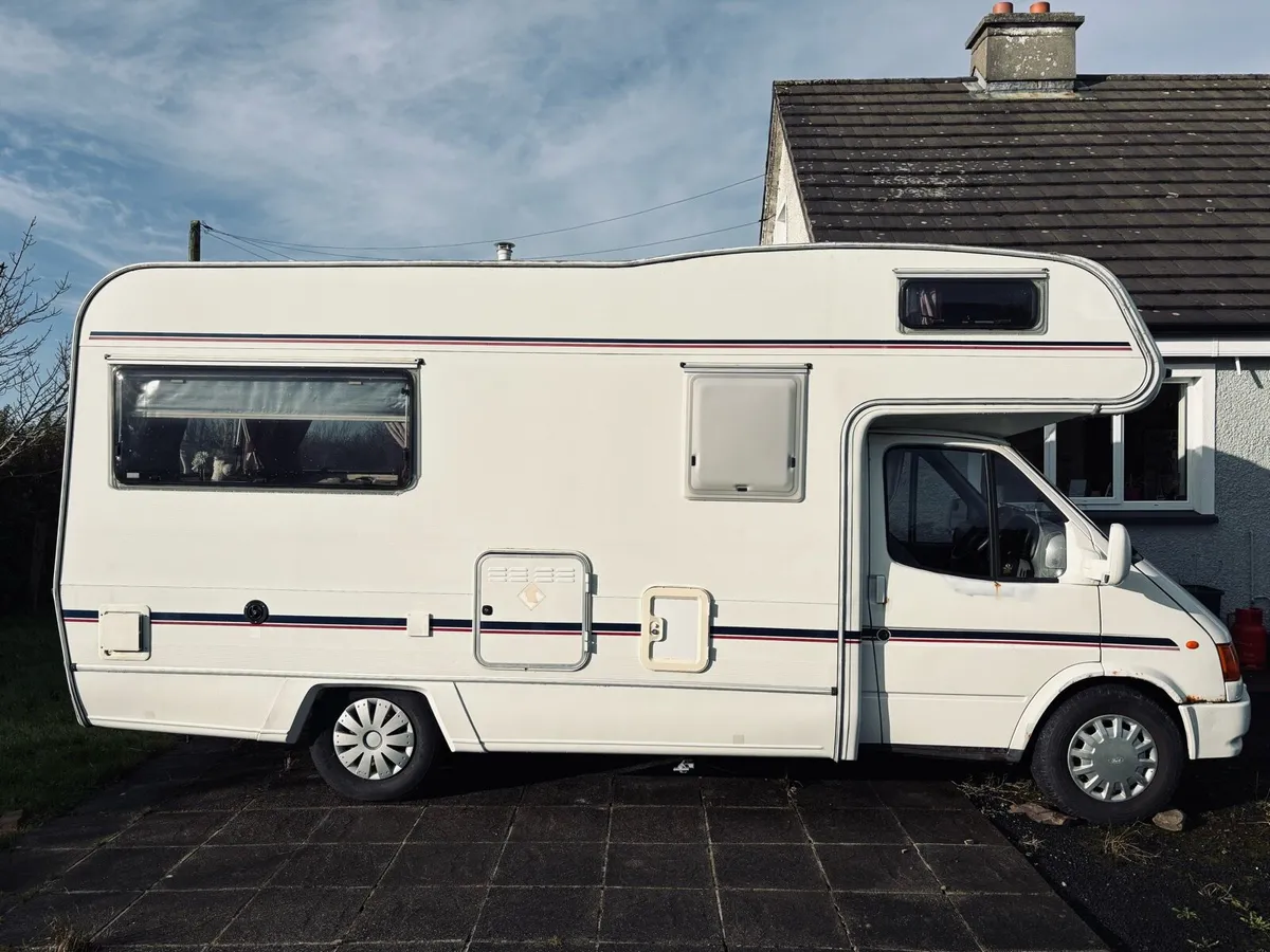 Motorhome - Image 4