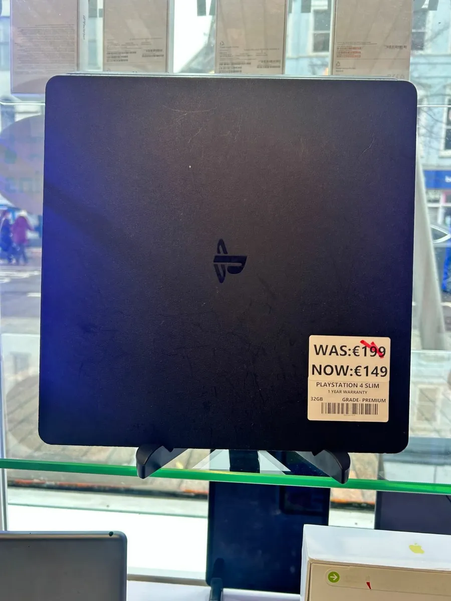 Playstation 4 Slim 32GB - Image 2