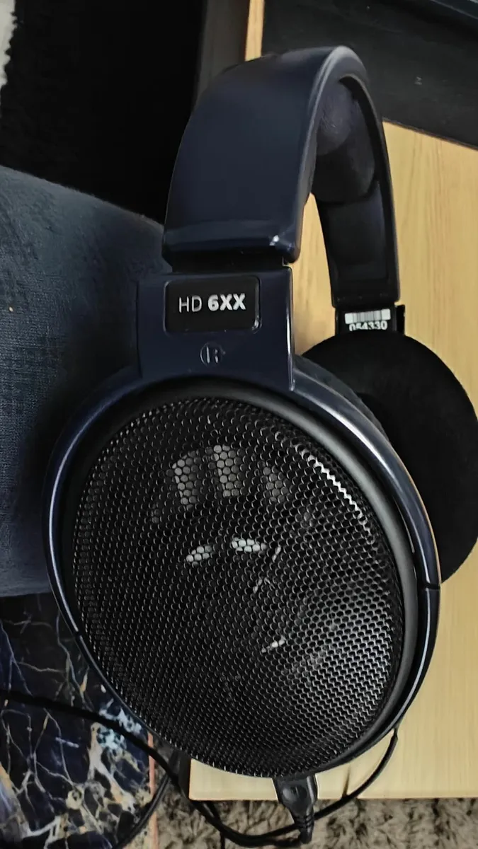 Sennheiser x Massdrop HD 6XX headphones - Image 1