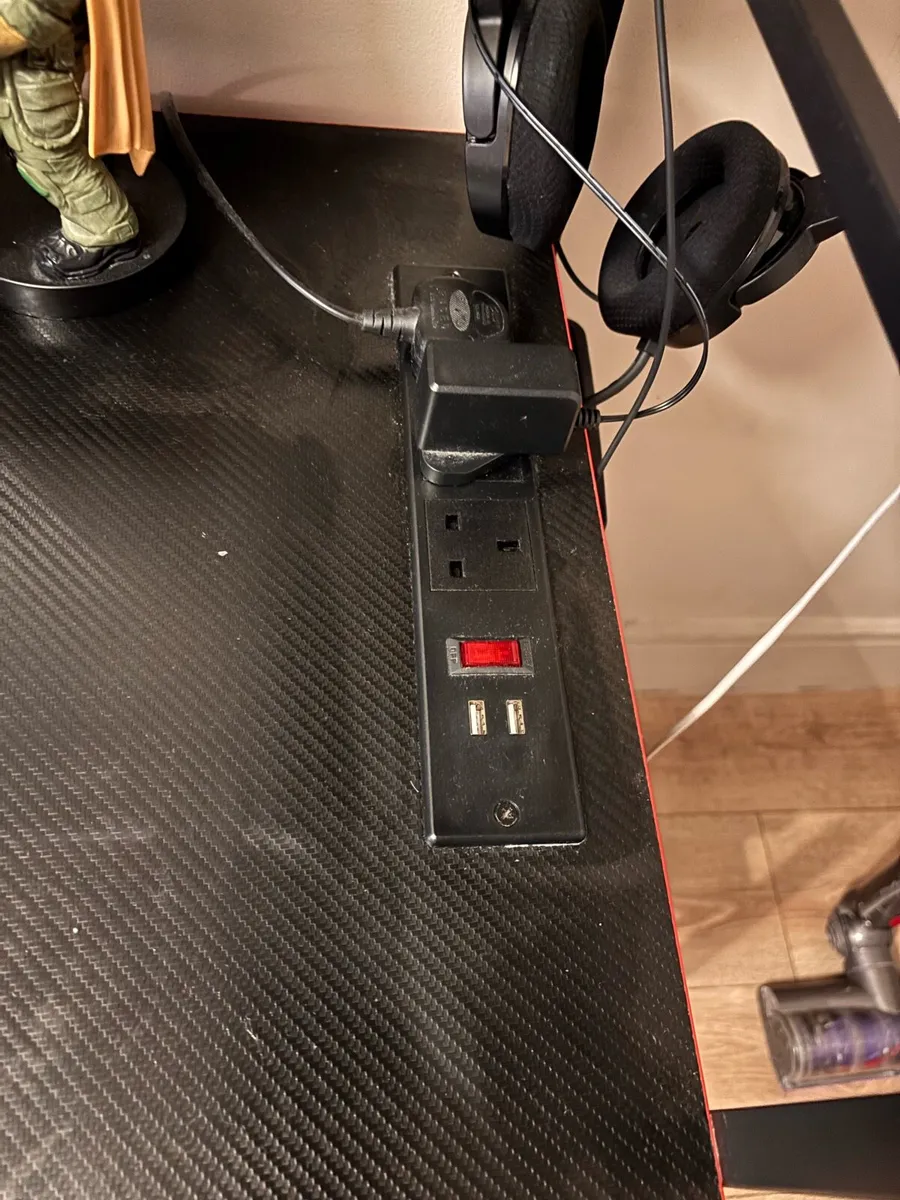 Gaming desk - Image 3