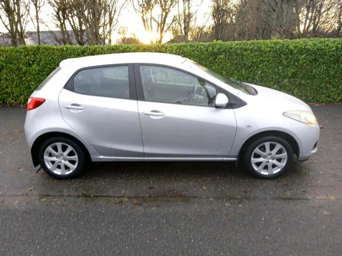 TOYOTA 71,000 MILES, NEW NCT, TAXED - Image 4