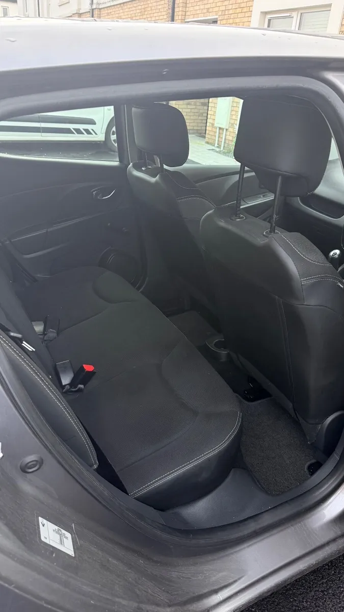 Renault Clio 2015 - Image 3