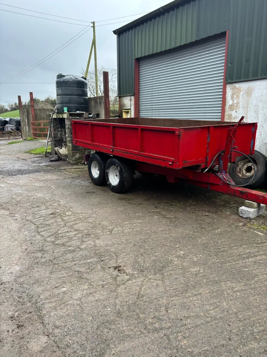 13x7 tipping trailer - Image 1