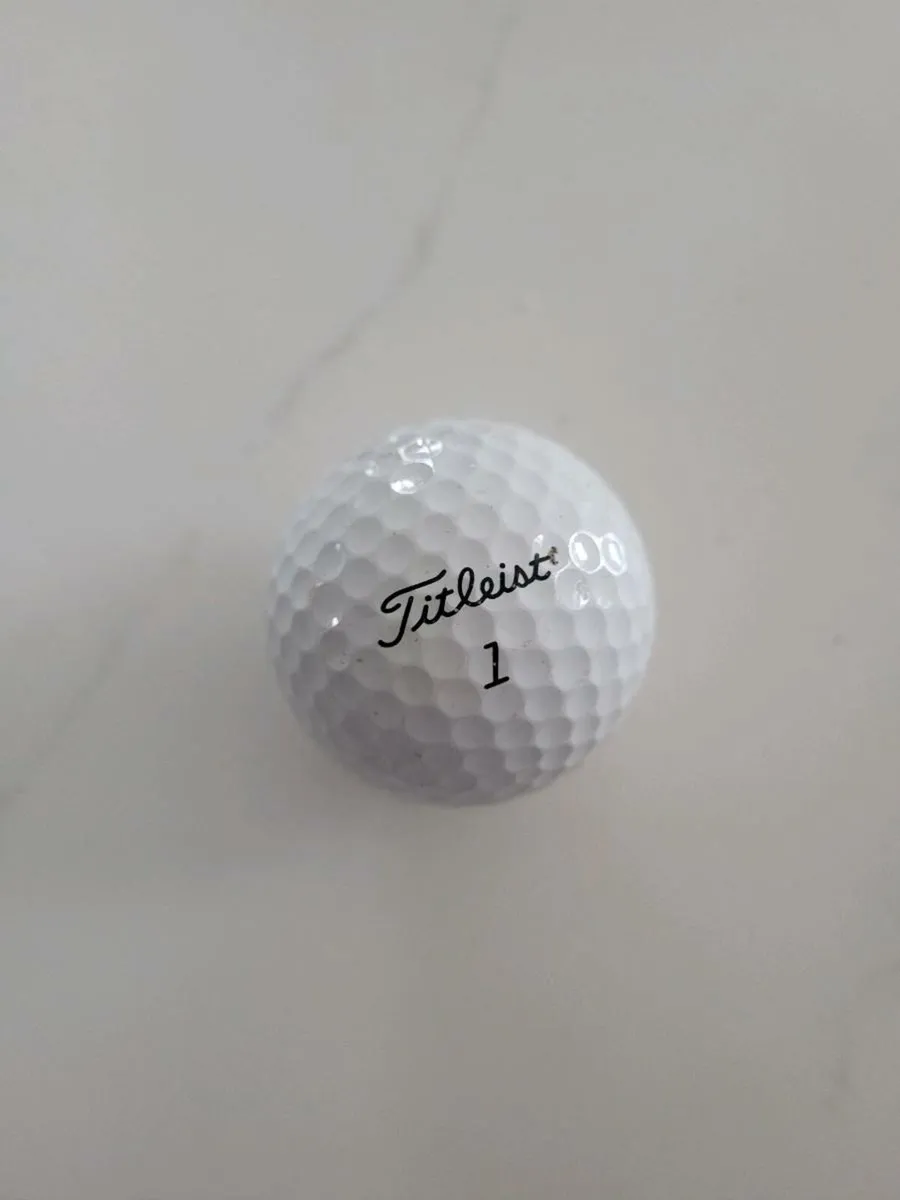 Pro v1 golf balls - Image 2