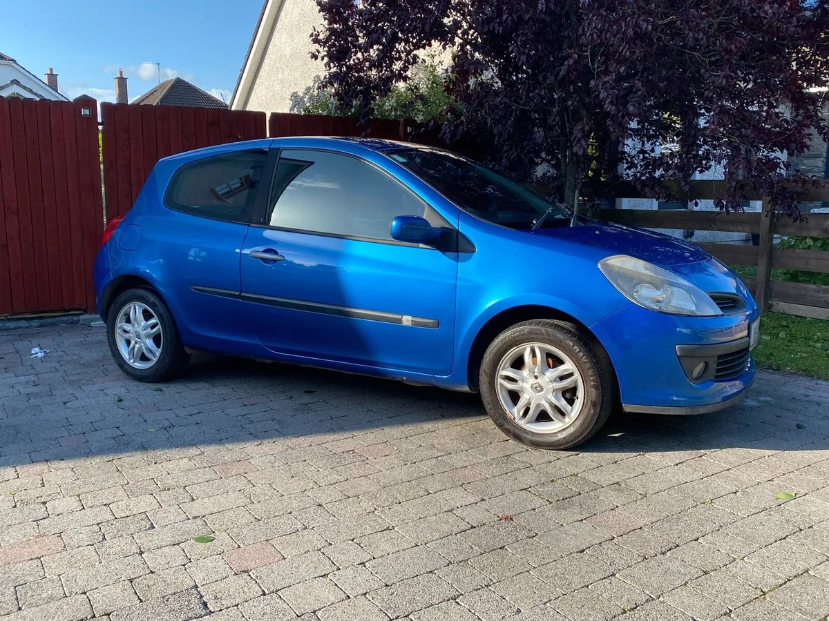 Renault Clio - Image 2