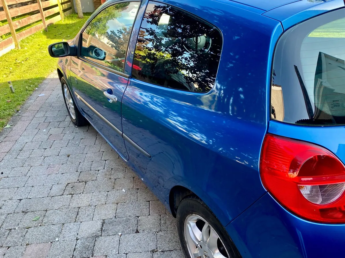 Renault Clio - Image 4