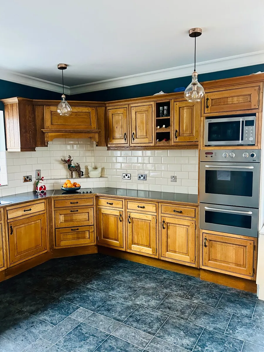 Solid Oak Kitchen - Image 1