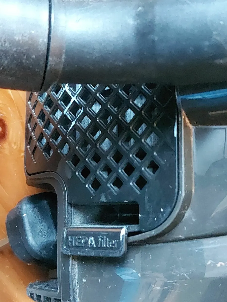 Morphy Richards Vacuum Cleaner, Model 980579 - Image 4