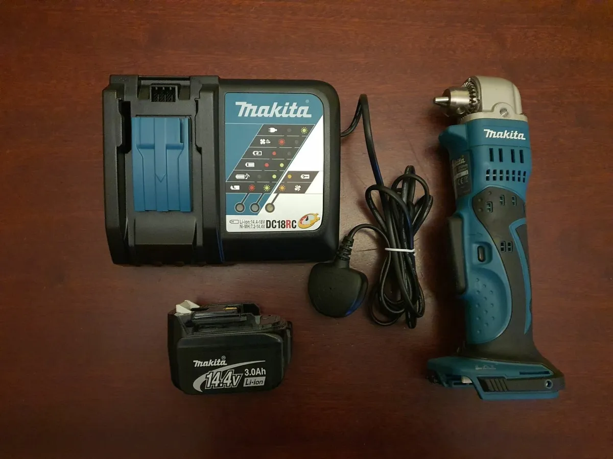 Cordless Makita Angled Drill + Battery - Image 2