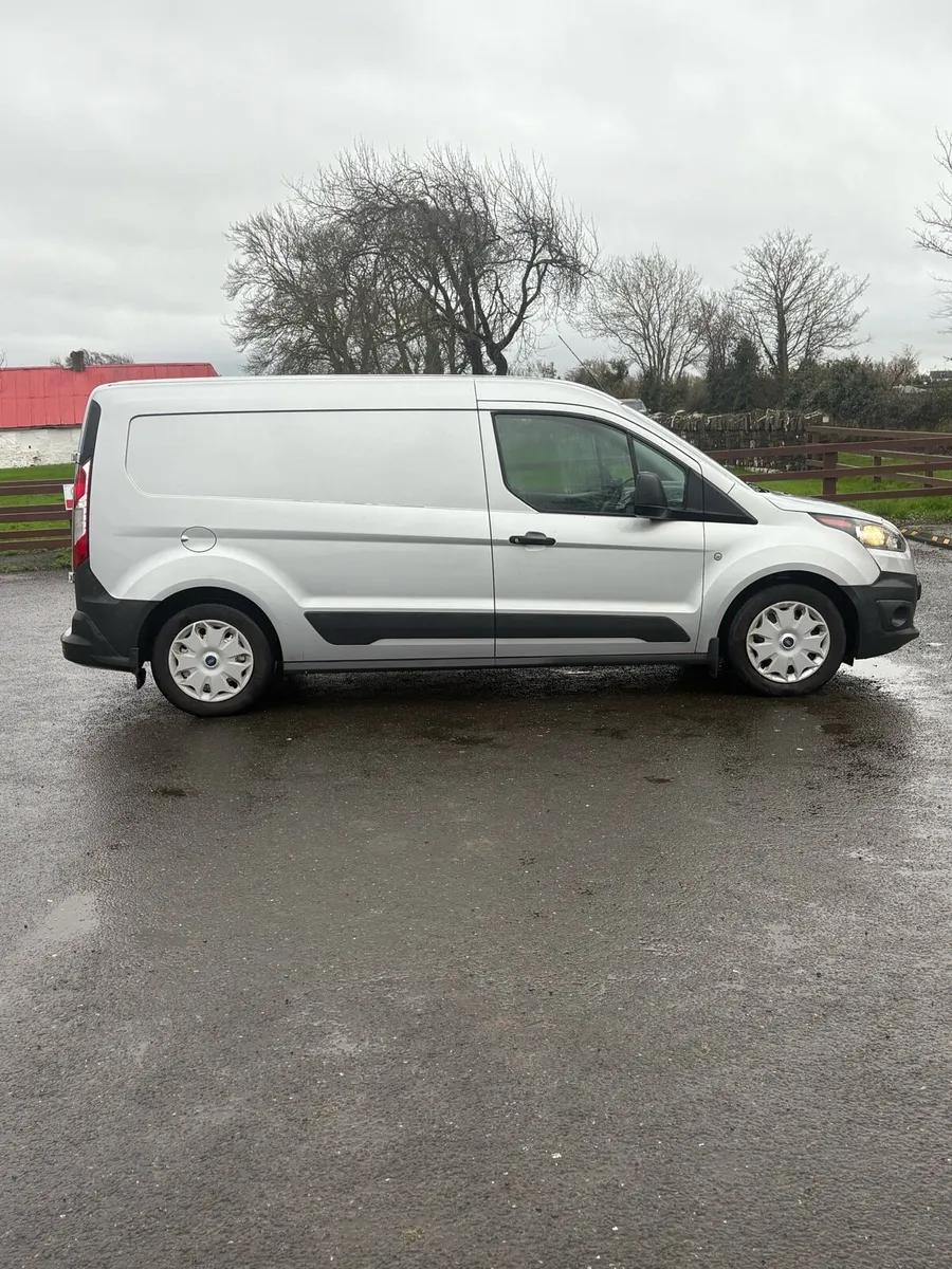 Ford Transit Connect LWB - Image 4