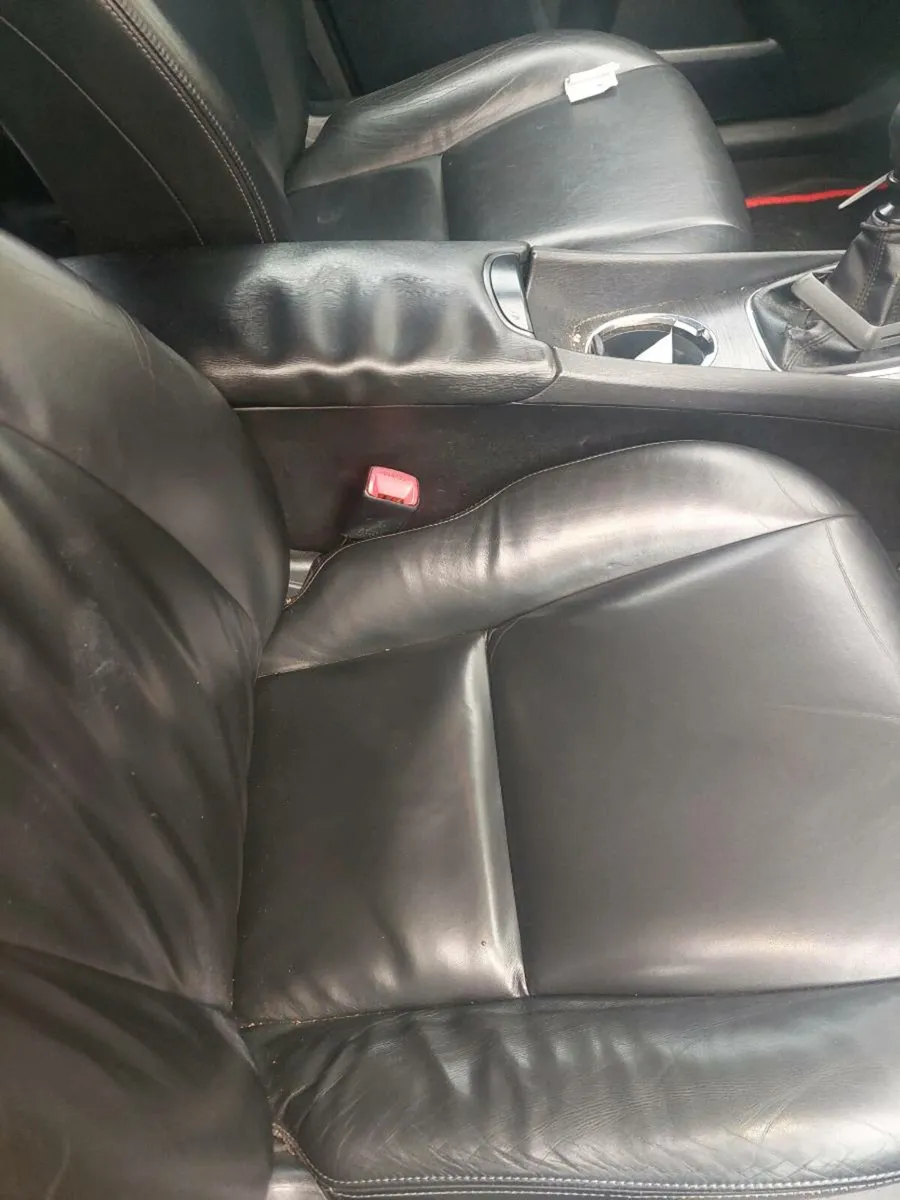 2010 Toyota Avensis - Image 4