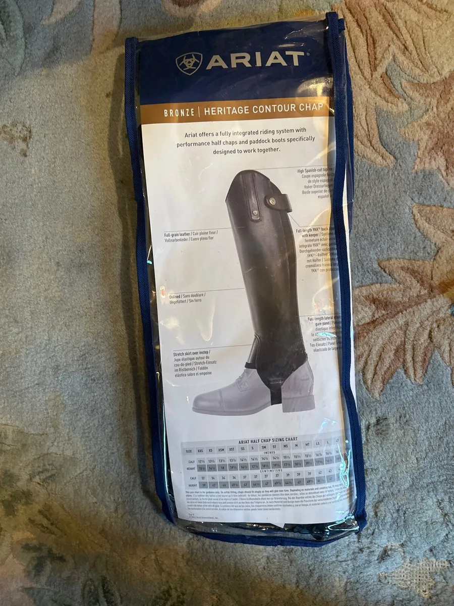 Back protector, 2 pairs chaps, dressage wrap - Image 4