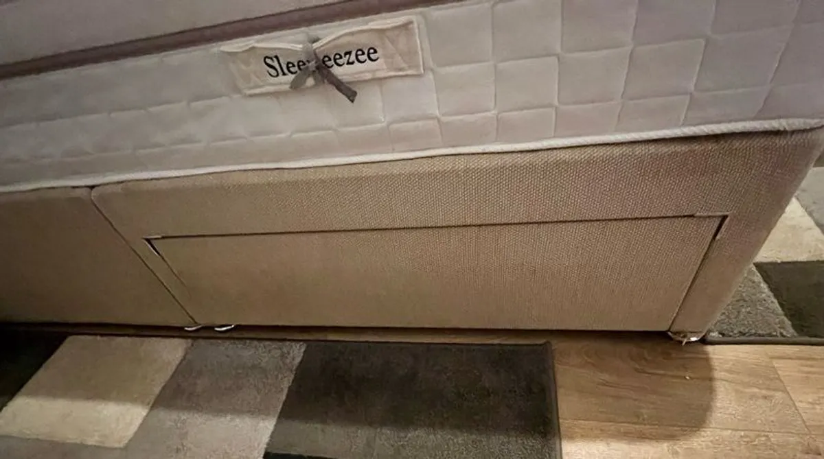 Dreams King Divan Bed, Memory Foam Mattress and Headboard. - Image 4